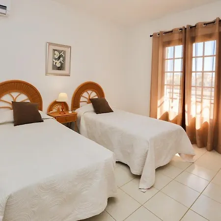 Casa Paulo - Great Location Дом отдыха Албуфейра