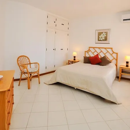 Casa Paulo - Great Location * Албуфейра